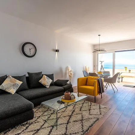 Magnifique Vue Mer, Spacieux Et Traversant Apartment *