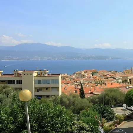 Ajaccio Vue Mer * Ajaccio (Corsica)